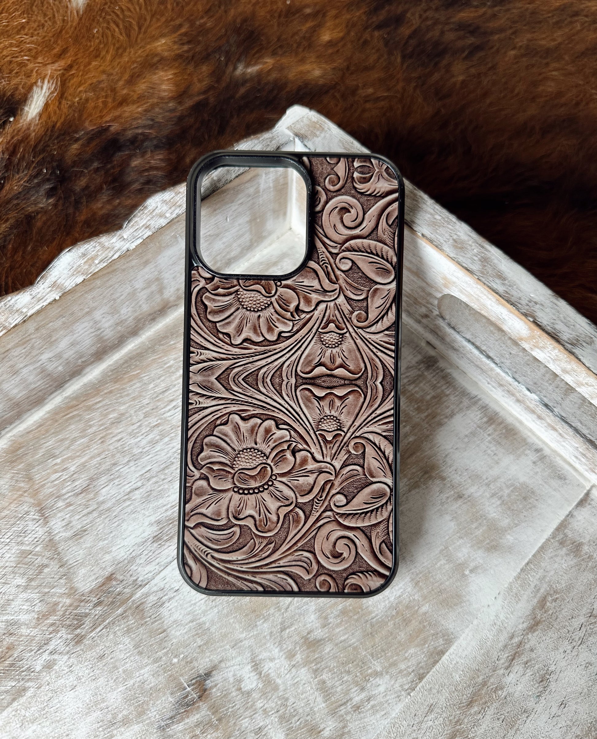 Brown Tooled Faux Leather Print Phone Case Galaxy S22 ultra / Black Edge NON MagSafe / Glossy Finish Brown Tooled Faux Leather Print Phone Case Galaxy S22 ultra / Black Edge NON MagSafe / Glossy Finish